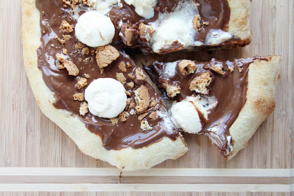 Nutezza: Nutellalı Pizza!