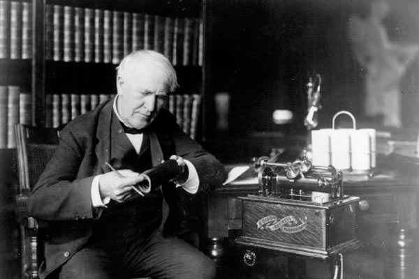 Featured image of post İlim Adamının Tatil Anlayışı - Sizce Edison Tatile Nereye Gitmek İster?