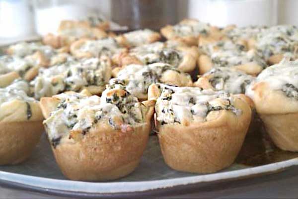 Featured image of post Fırında Ispanak ve Enginarlı Tuzlu Muffin