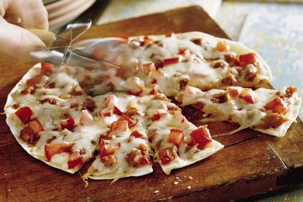 Featured image of post Evde Kolay Pizza Tarifi