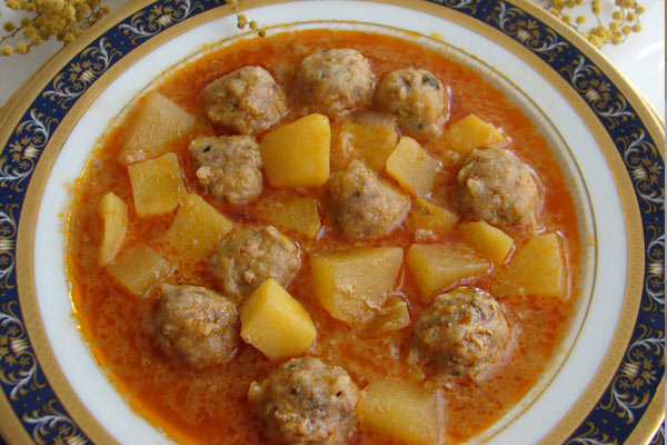 Featured image of post Patatesli Sulu Köfte