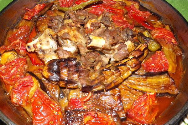 Featured image of post Patlıcanlı Kuzu Kebabı
