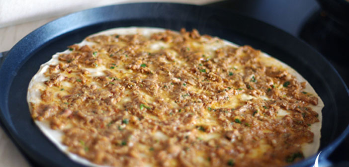 Teflon Tavada Kolay Lahmacun Tarifi