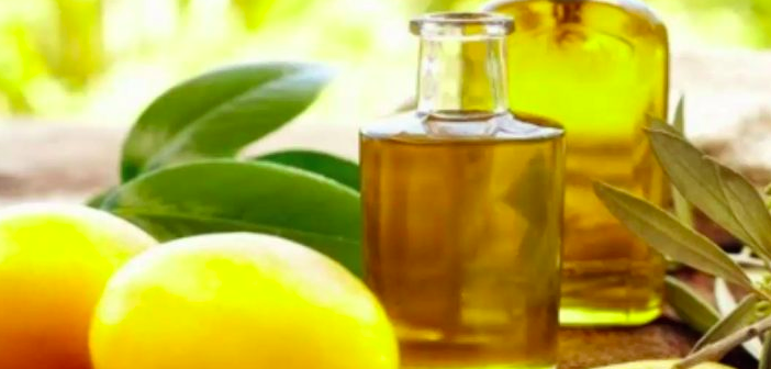 Zeytinyağı ve Limon... Her Sabah Aç Karnına İçmeniz İçin 4 Neden