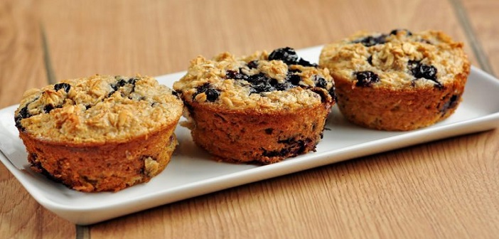 Unsuz, Şekersiz Yaban Mersini ve Yulaf Ezmeli Muffin