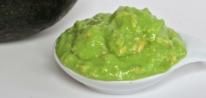 Featured image of post Süper Nemlendirici Aloe Vera- Avokado Yüz Maskesi