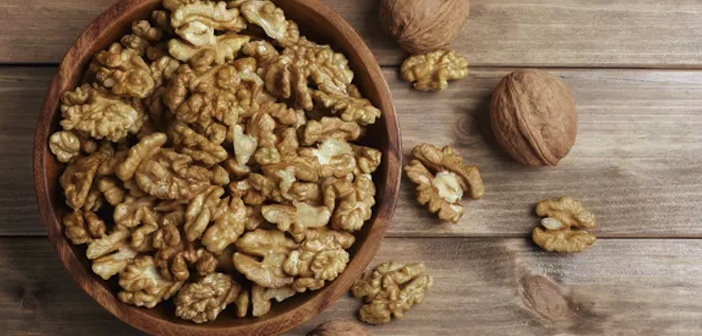 Cevizin İç Kabuğu Nasıl Çıkarılır?