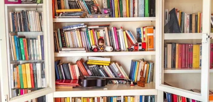 Kitap Zarar Vermeden Nasıl Temizlenir?